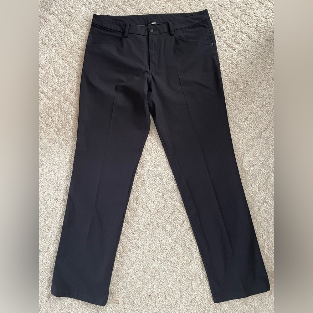 Lululemon Men’s ABC pant classic